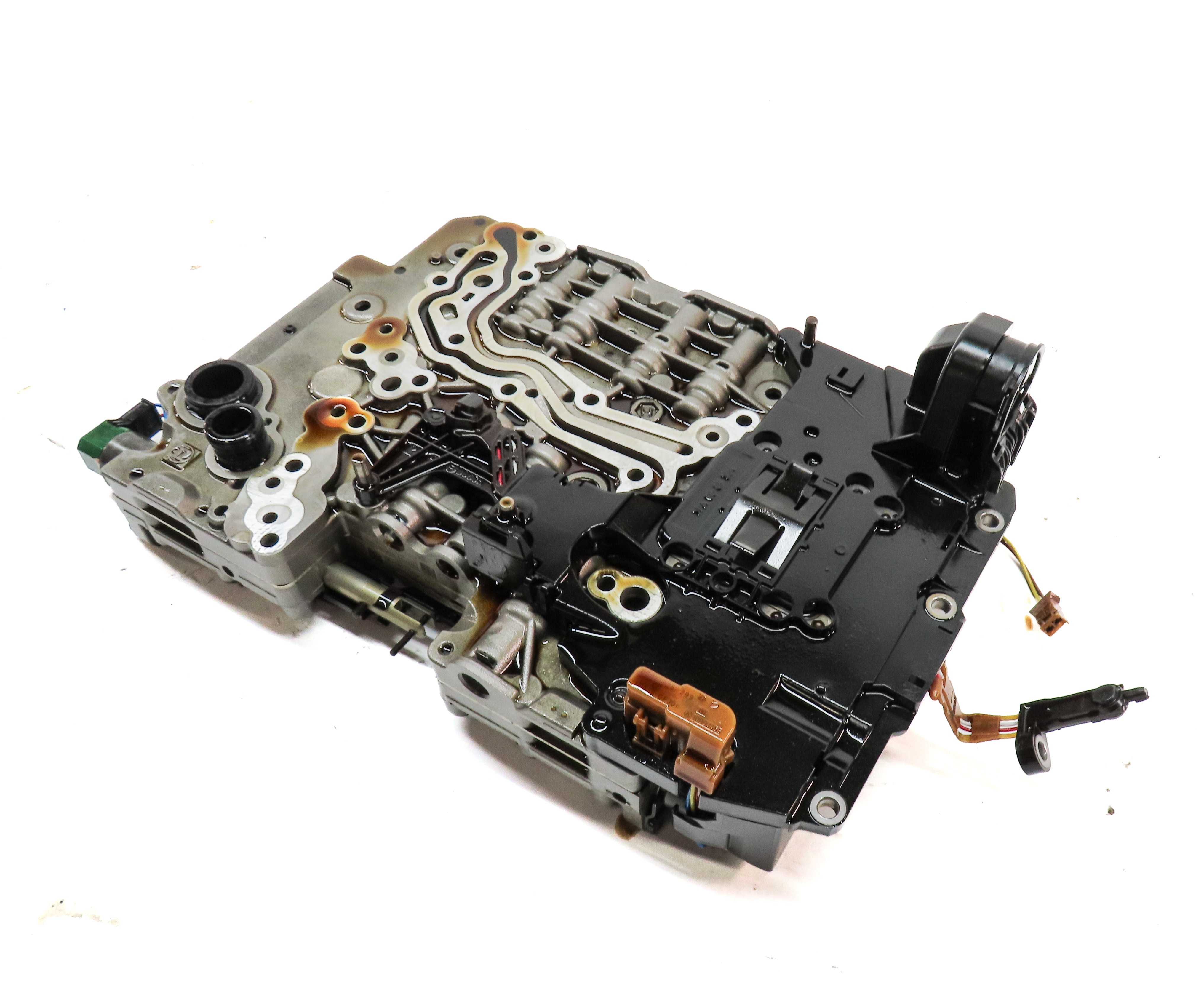 15-18 BMW X3 X4 X5 X6 (F15 F16 F25 F26) 8HP-45 A/T AUTO TRANSMISSION VALVE BODY — exact item pictured